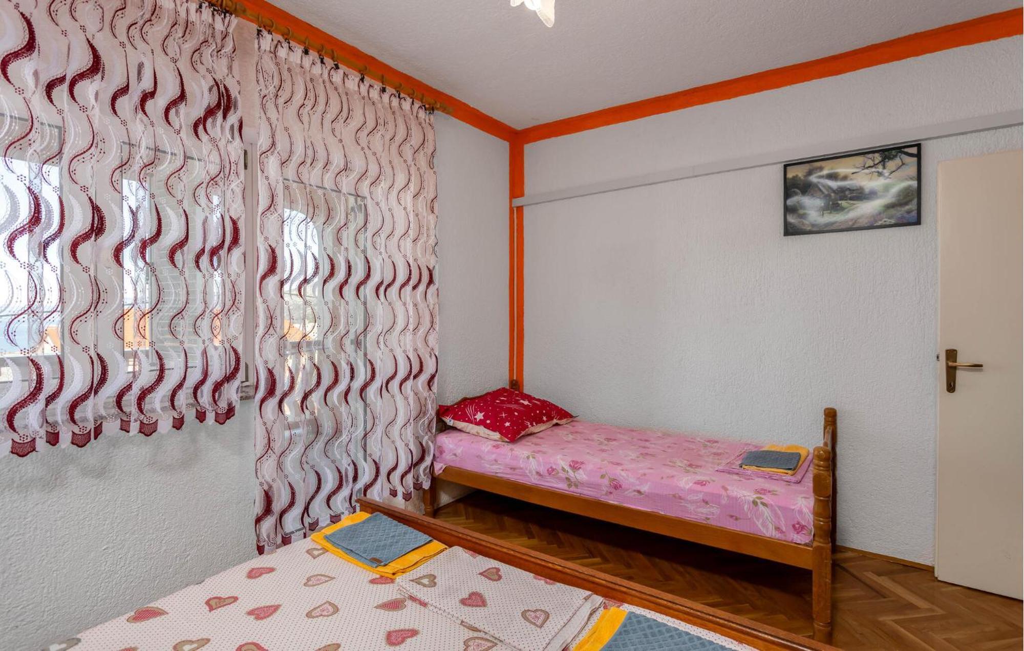 Awesome Apartment In Senj With Kitchen Bagian luar foto