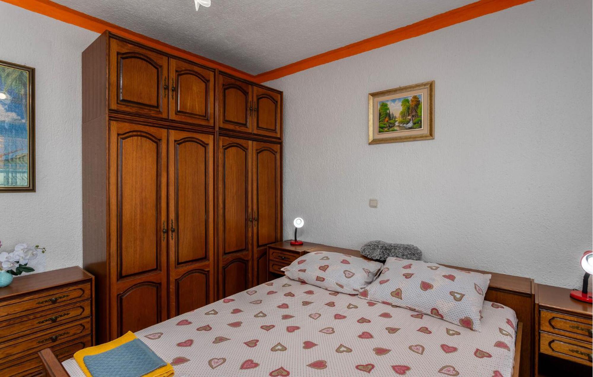 Awesome Apartment In Senj With Kitchen Bagian luar foto