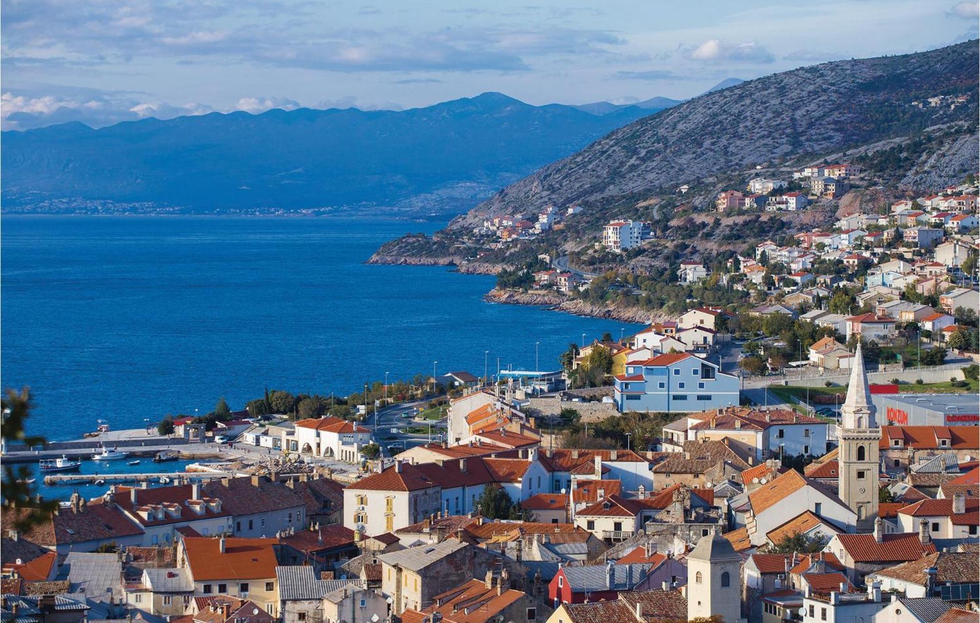 Awesome Apartment In Senj With Kitchen Bagian luar foto